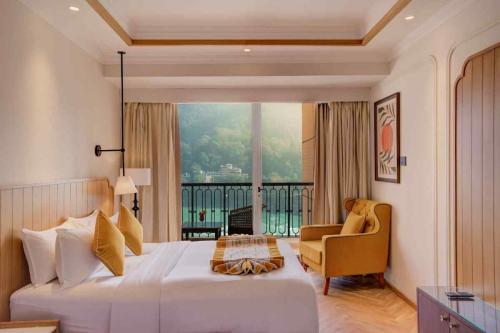 family_executive_twin_02_comp