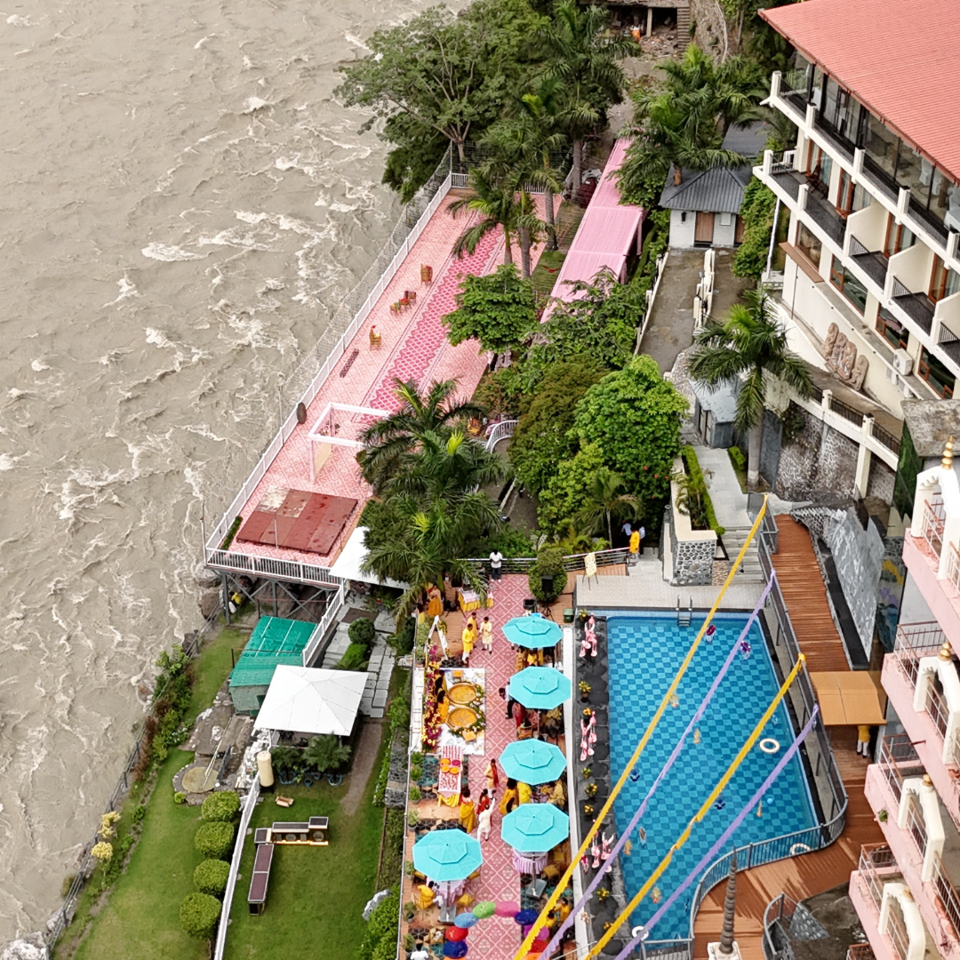 Exterior photo showing Ganga(500m from Resort)
