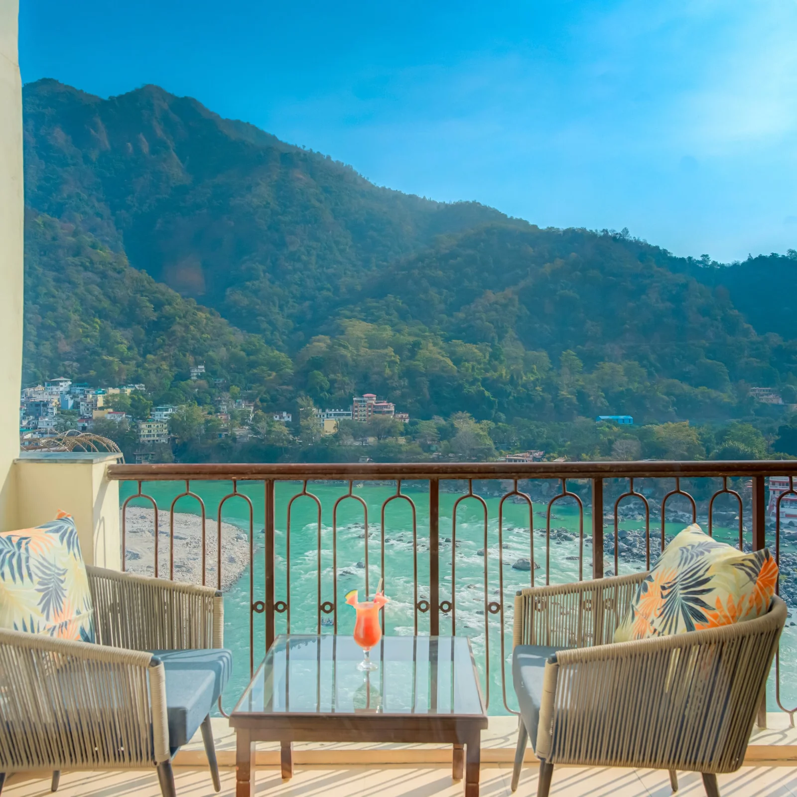 Luxury Ganga View at the Best 4 Star Family Resort in Rishikesh